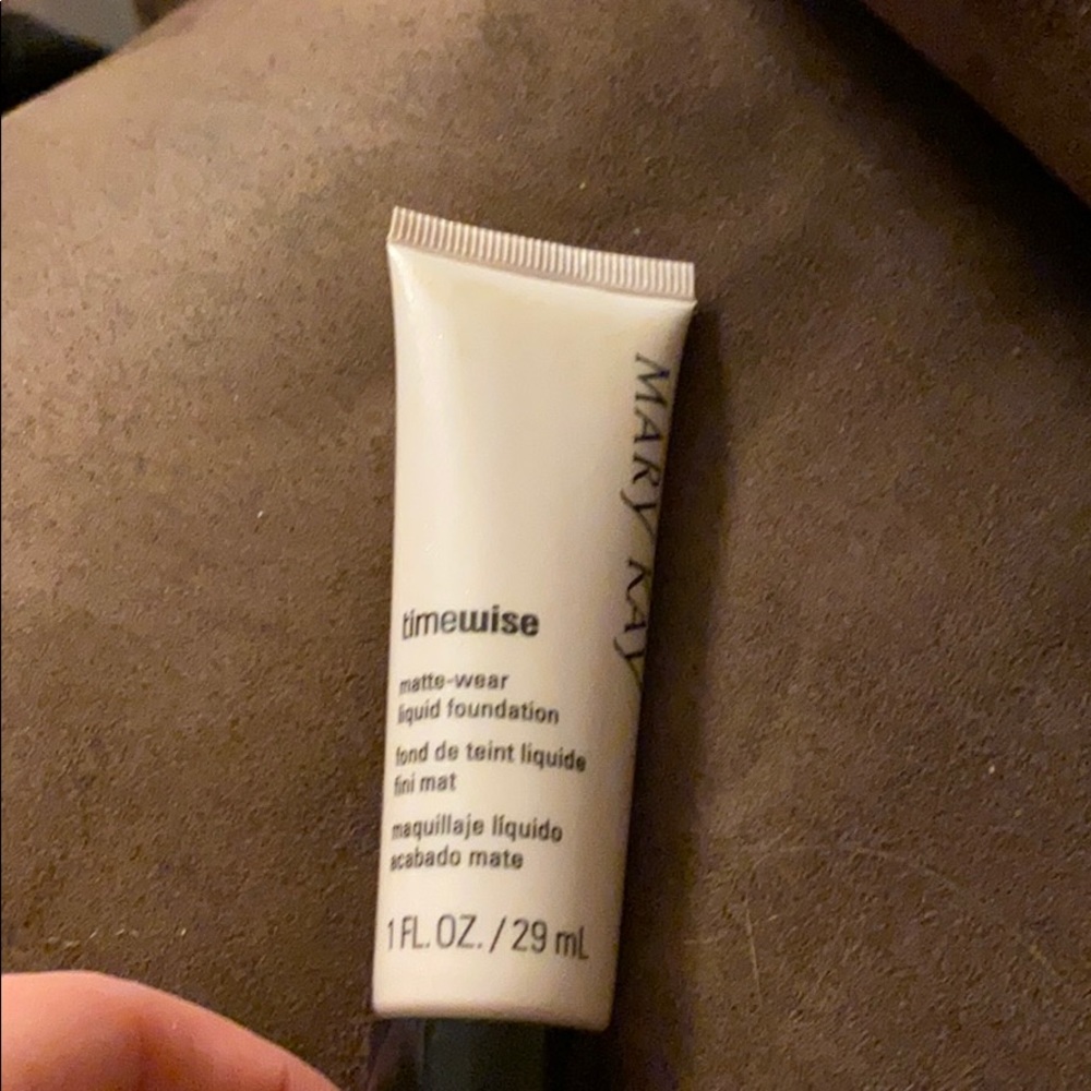 Mary Kay Beige 3